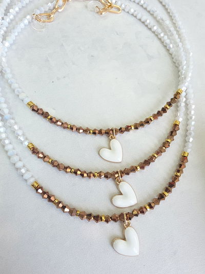 COLLAR - CORAZÓN ESMALTADO BLANCO