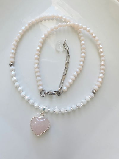 COLLAR - CORAZÓN CUARZO ROSA