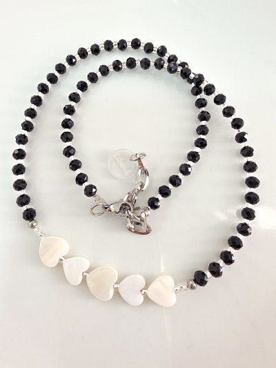 COLLAR - CORAZONES DE NÁCAR NEGRO