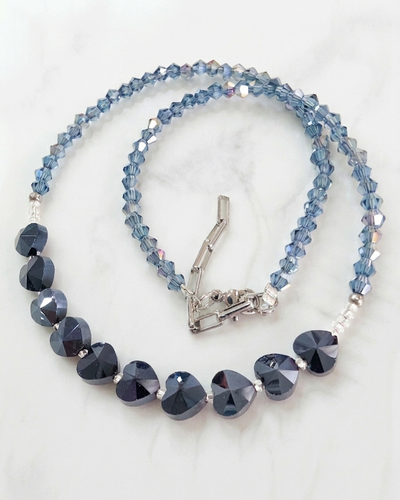 COLLAR - CORAZONES CRISTAL AZUL NOCHE
