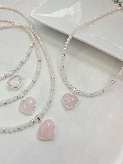 COLLAR - CORAZÓN CUARZO ROSA