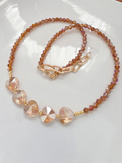 COLLAR - CORAZONES CRISTAL CARAMELO