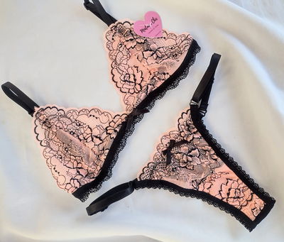 CONJUNTO ROSE BLACK