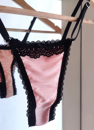 Bombi les rose