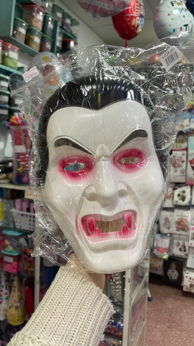 Mascara "Drácula" 