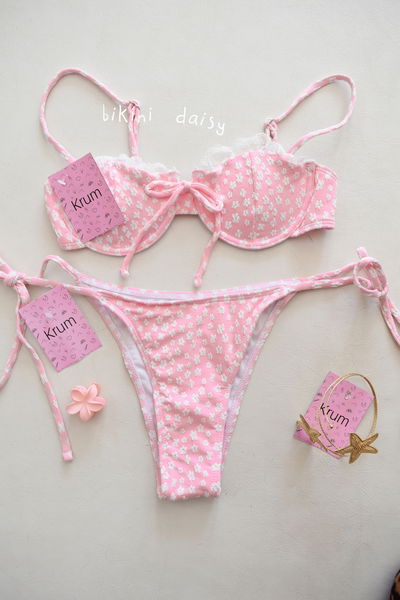 Bikini Daisy