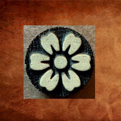 SELLO K005 2,5X2,5 ALTO RELIEVE
