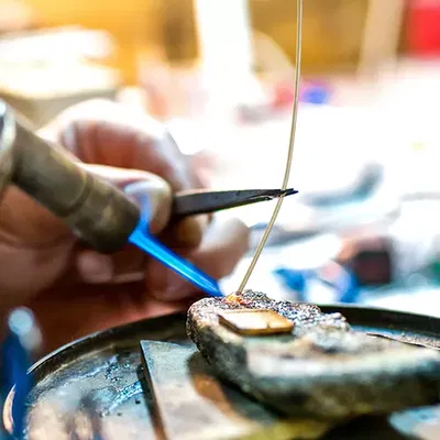 SOLDADURAS EN PLATA Y ORO