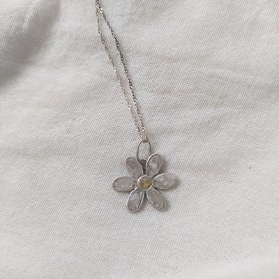 Dije plata 925 y flor selenita