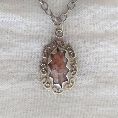 Dije de La Piedra del Sol