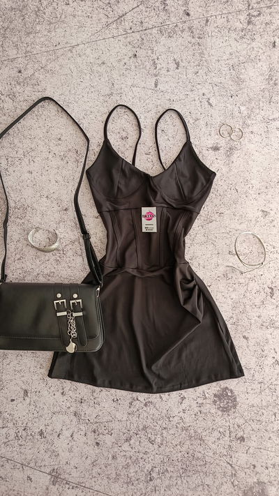 VESTIDO GRETA