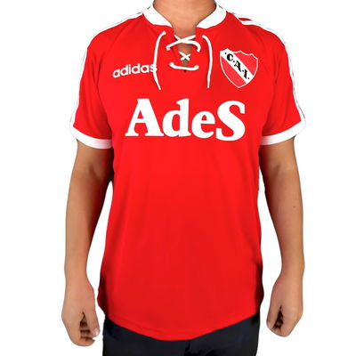 Camiseta Ades con cordones m/corta