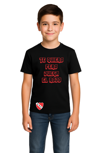 Remera Te quiero pero Juega el Rojo - 4 colores