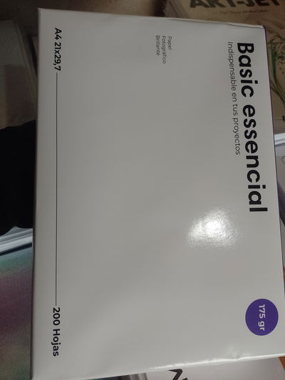 Papel fotográfico 175 gr x50 basic essencial 