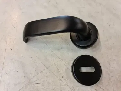 PICAPORTE 1/2 NEGRO SANATORIO LUPUM