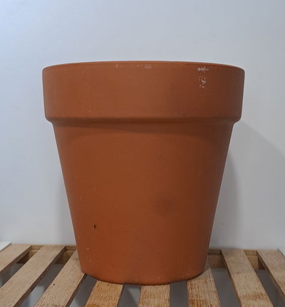 Maceta barro N° 18