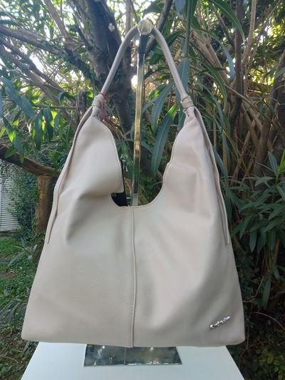 Cartera  LAS OREIRO Modelo: RULES