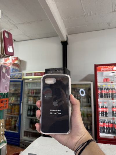 Fundas de Silicona para iPhone 16E