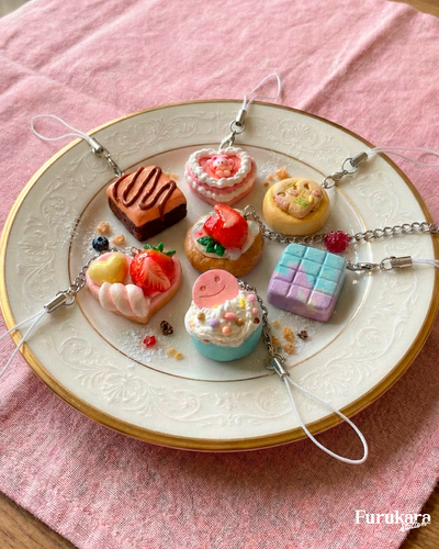 Dessert Charms