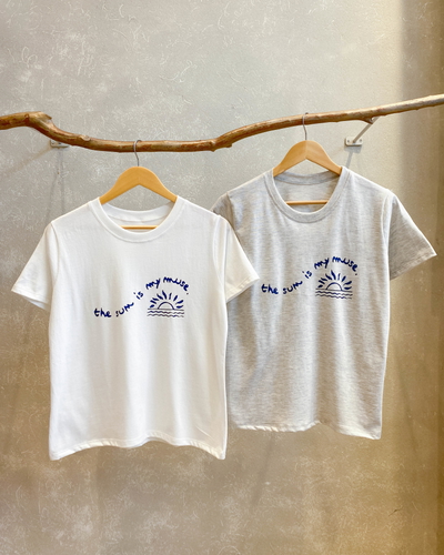 Remera Basico THE SUN IS MY MUSE