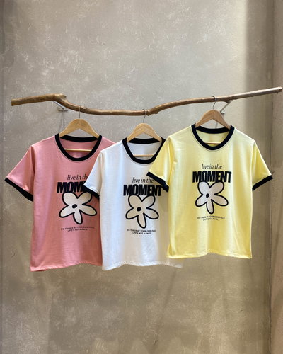 Remera MOMENT