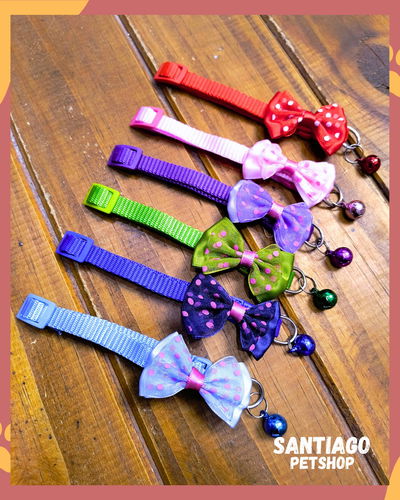 Collar con moño lunares