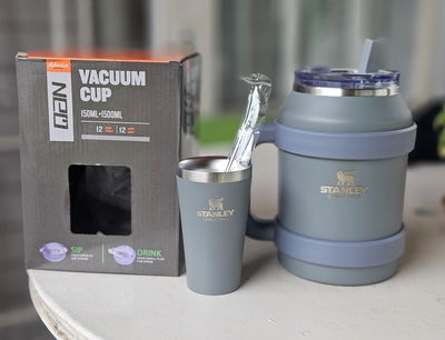 Termo con mate y bombilla. Galón  1.5lts