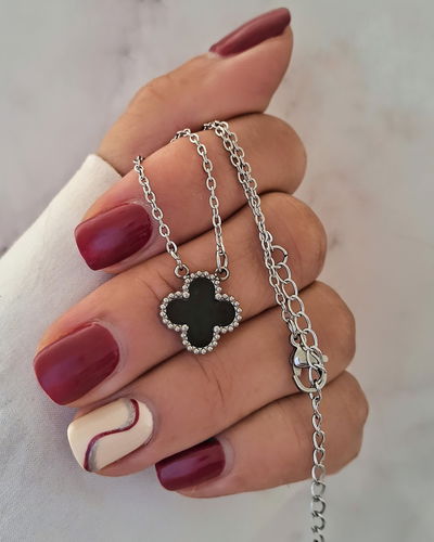 Collar Cleef Nácar Negro 45-5cm Ac. Quirúrgico 
