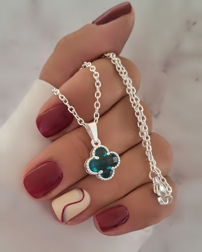 Collar Clover Turquesa 50cm Ac. Blanco