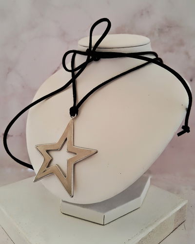 Choker Gamuza Estrella Ac. Quirúrgico 