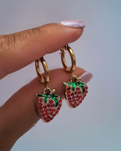 Argollas Maxi Frutillas Ac. Dorado 
