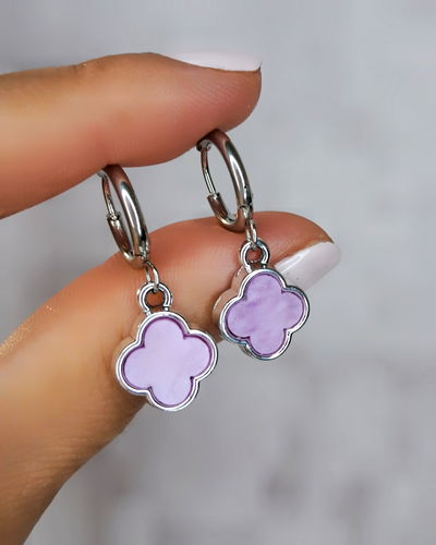 Argollas Clovers Nácar Lila Ac. Quirúrgico 