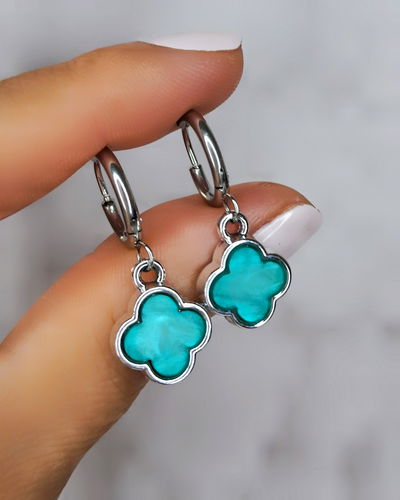 Argollas Clovers Nácar Turquesa Ac. Quirúrgico 