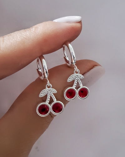Argollas 8mm Cereza Cubik Ac. Blanco 