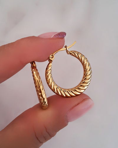 Argollas Darcy Twisted 2,5cm Ac. Dorado 