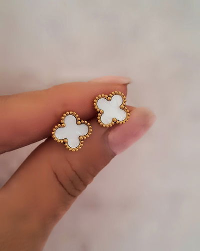 Aros Trébol Nácar Blanco Ac. Dorado 