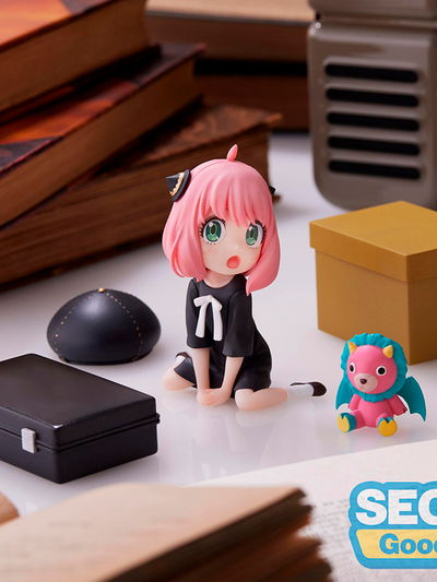 Spy x Family - Anya Forger Pretend Play Luminasta Figure