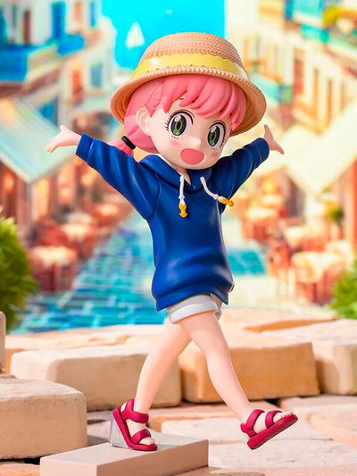 Spy x Family Luminasta Anya Forger (Resort!) Figura
