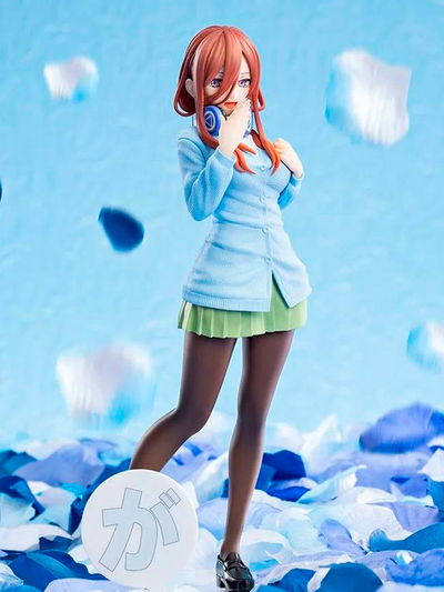 The Quintessential Quintuplets Specials Luminasta Miku Nakano Figure