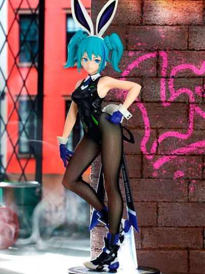 Vocaloid BiCute Bunnies Hatsune Miku (Street Violet Color Ver.) Figure