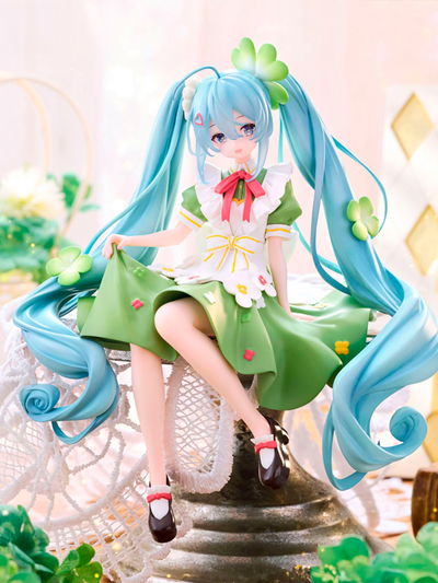 Vocaloid Hatsune Miku (Flower Fairy Clover) Noodle Stopper Figure
