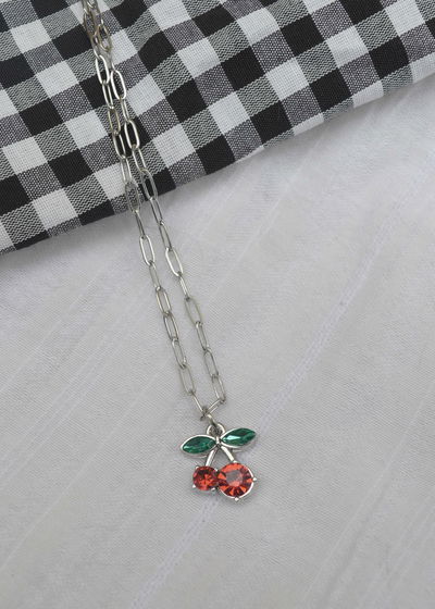 COLLAR CHERRY
