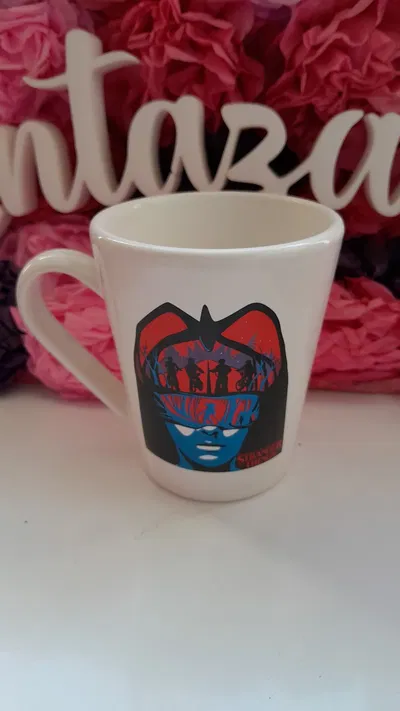 Taza Stranger T