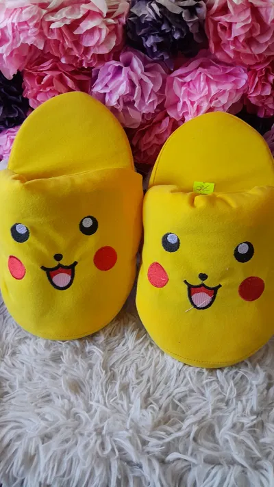 Pantuflas Pikachu 37/8
