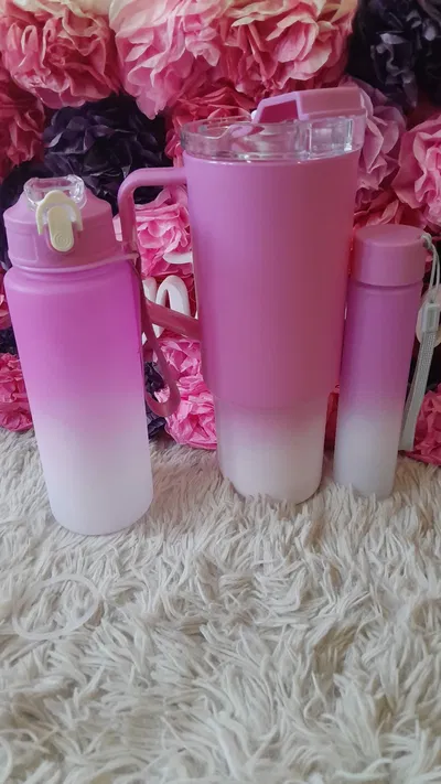 Set de vaso más botellas