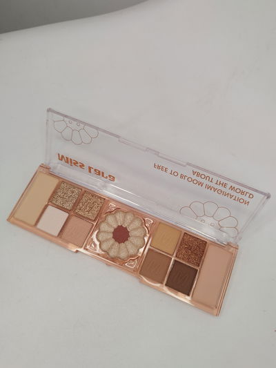 Paleta de sombras Miss Lara