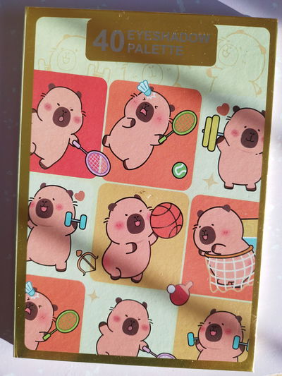 Paleta 40 sombras capibara