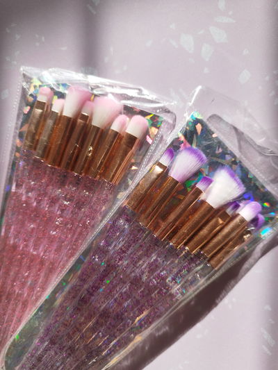 Set x7 brochas glitter