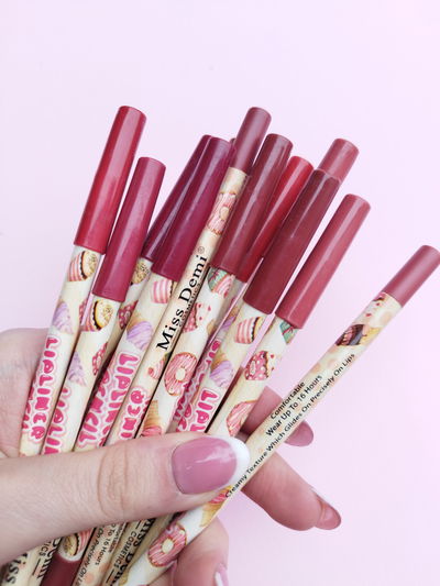 Delineador de labios Miss Demi PACK X2