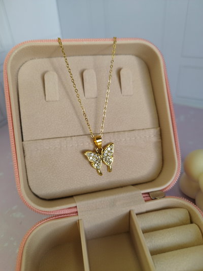 Collar mariposa